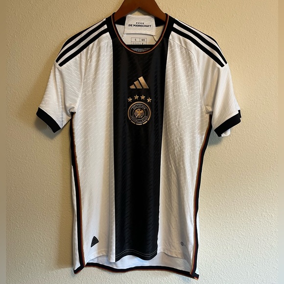 adidas Germany Authentic World Cup Jersey - Picture 6 of 8